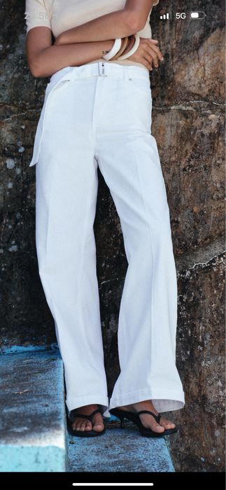 Бели дънки С размер ZARA с етикет