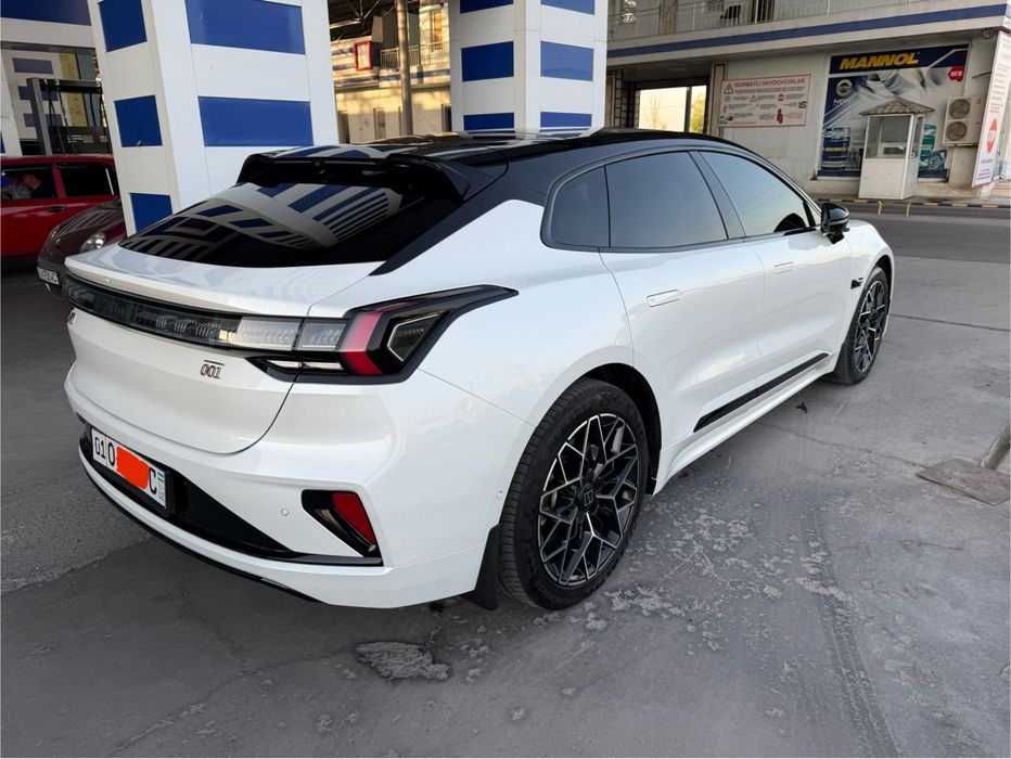 ZEEKR 001 you позиция 2024 restayling