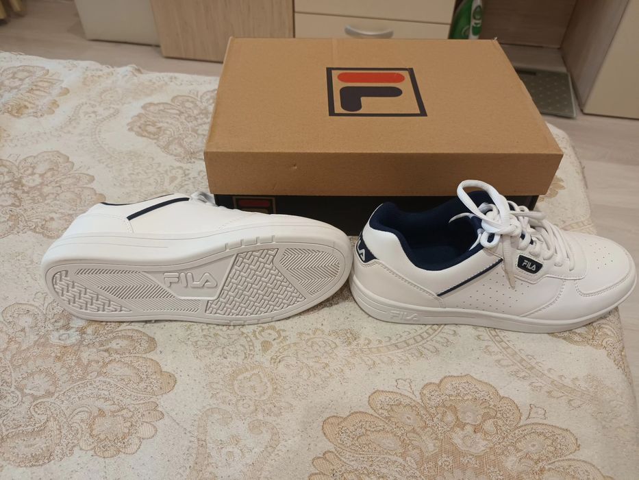 Детски маратонки Фила