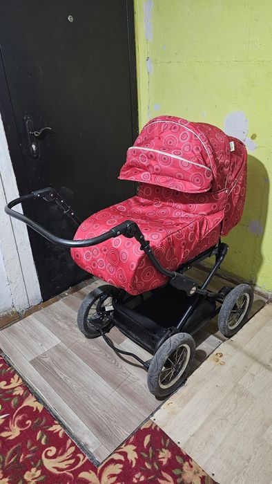 Продам коляску 3в1