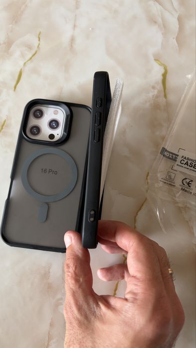 Iphone 16 Pro кейсове