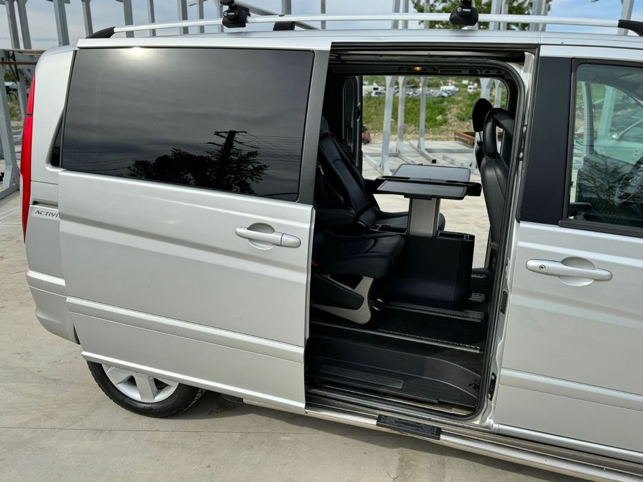 INCHIRIEZ Mercedes Vito Viano 8 Locuri  7 Locuri Masina de Vacanta