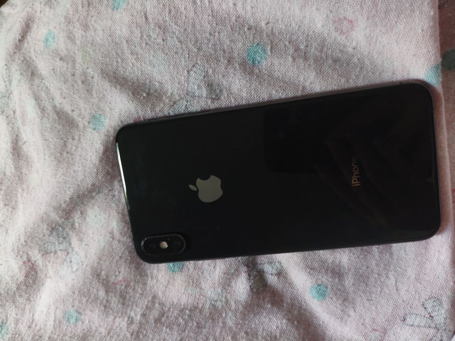 Продам айфон xs max