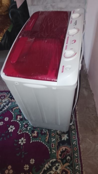 Vând mașină,de spălat rufe semiautomată Albatros ,,WMS.7,2R ,6,8 kg Al