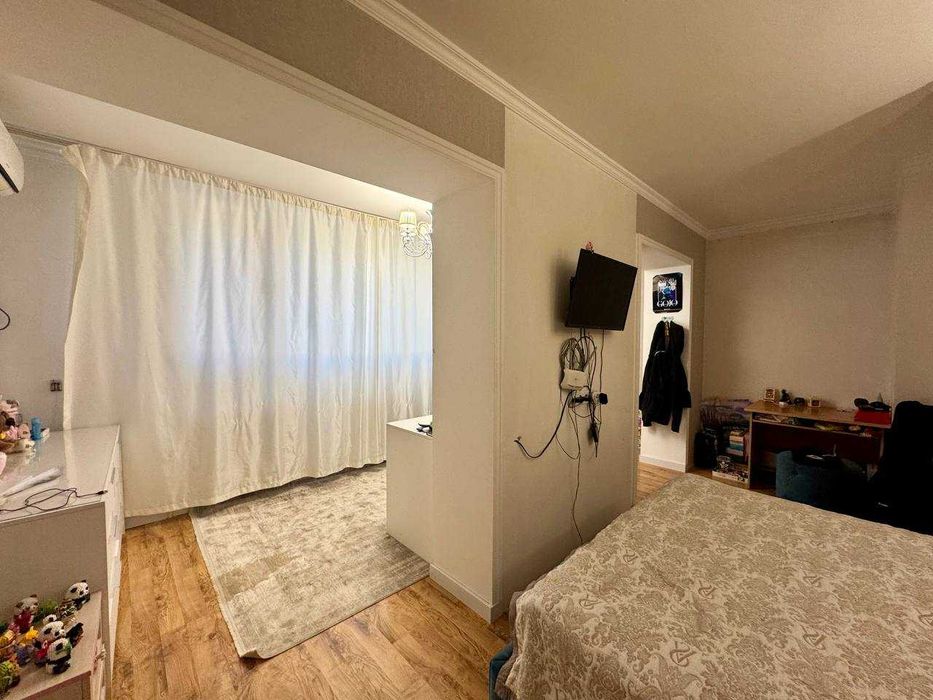 Генерала Петрова , Паркентский 143м2,   (97875)