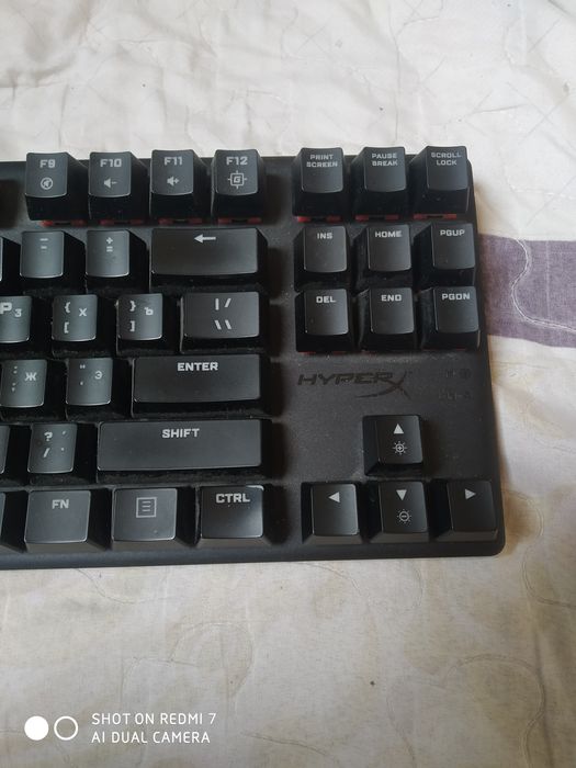 Продам клавиатура Hyperx