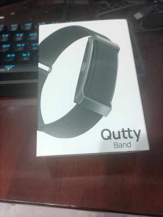 Фитнес браслет Qutty band