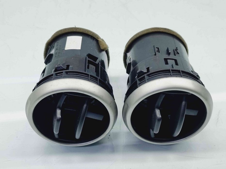 Grila aerisire centrala Nissan Qashqai Facelift (2) [Fabr 2009-2013]