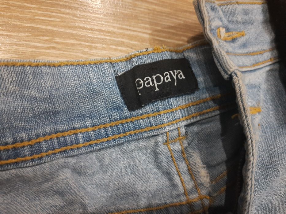 Продам фирменные короткие юбки