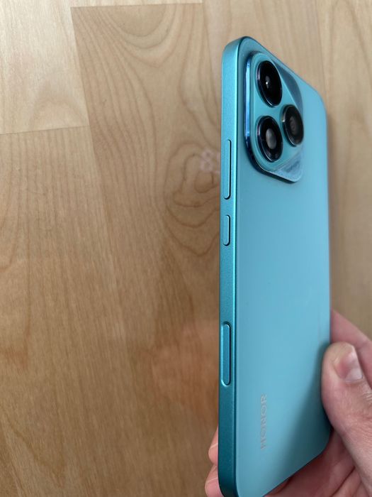 Продам HONOR 400 Lite 256