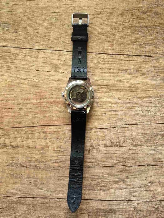 Продавам автоматичен часовник Seiko
