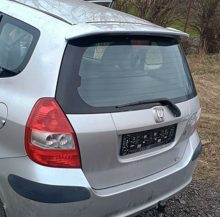 Продавам теглич за Хонда Джаз