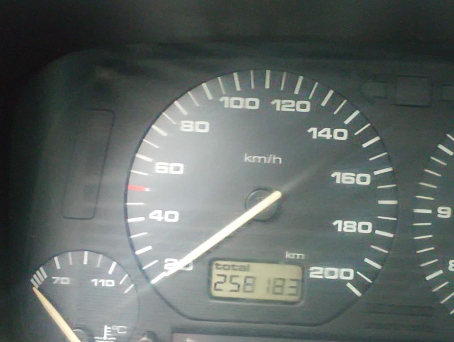 Vând Golf An de fabricație 1992