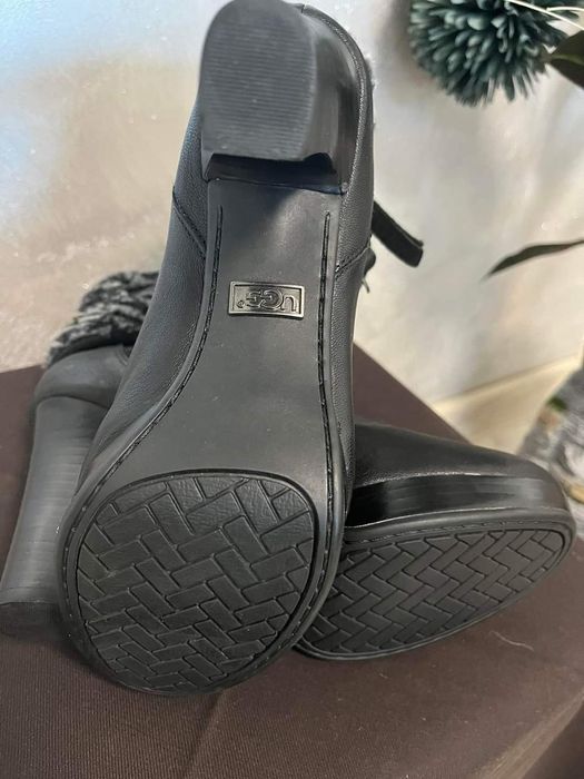 Нови спортно елегантни ботуши на UGG