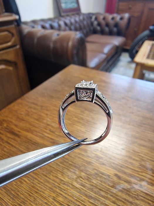 Златен Пръстен с Диаманти 0.40ct. - Заложна къща Галерия 65