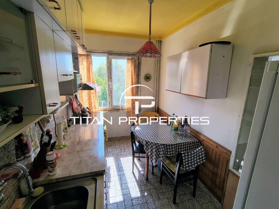 Продава се Двустаен апартамент в Пловдив, Тракия - 61 кв.м за 1476 €/кв.м - Снимка #1