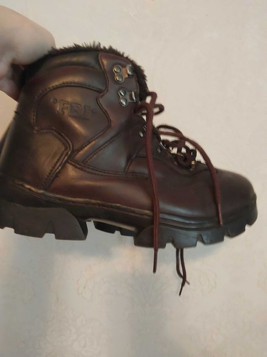 F.B.I USA  Original Size 43 100% Кожа Туризъм.