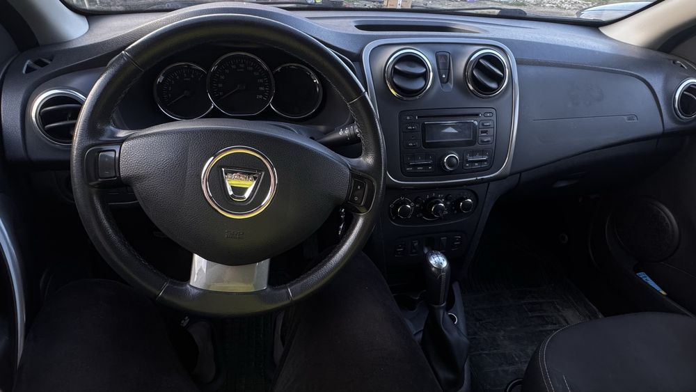 Dacia Sandero 2015