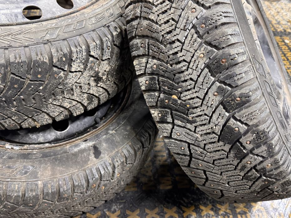 Зимние шины 185/65р 15