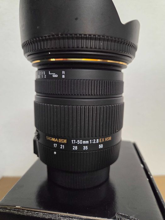 Sigma 17-50 F2.8 EX DC OS HSM за Nikon DX(кропнати) тела