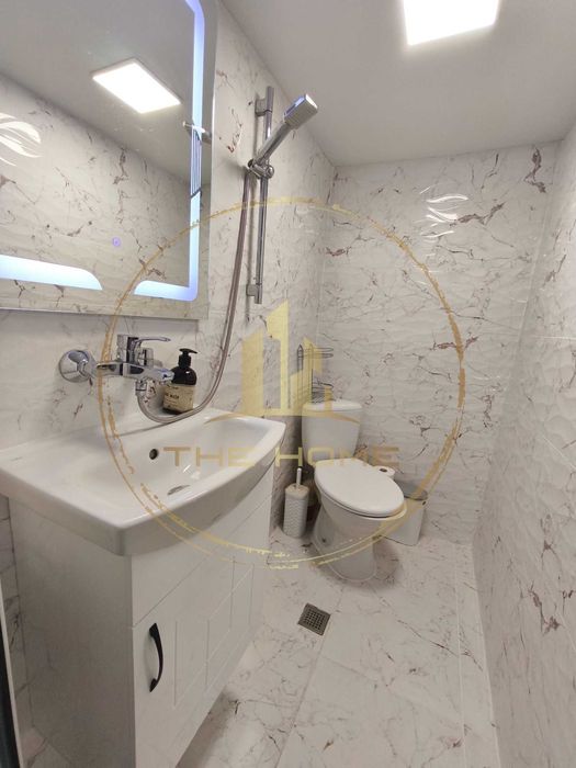 Дава се под наем Тристаен апартамент в Варна, Гръцка махала - 75 кв.м за 815.49 € - Снимка #6