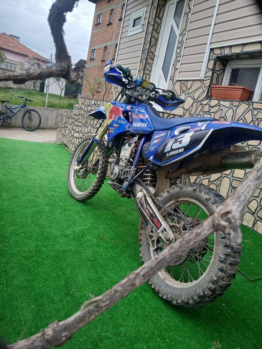 Yamaha WRF с дукоменти