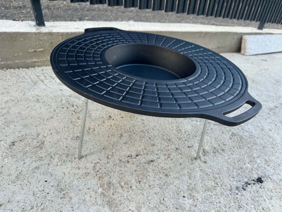 Disc fonta cu picioare pentru gatit