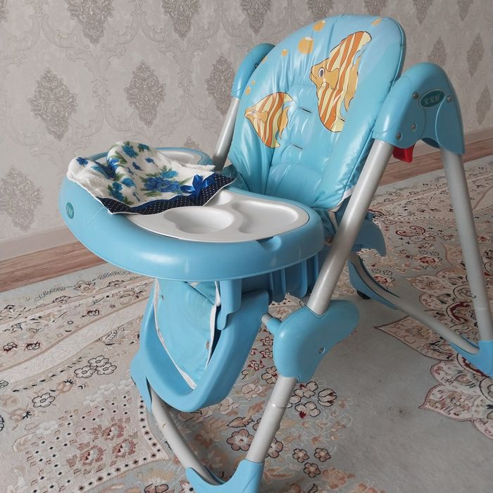 Стульчик для кормления