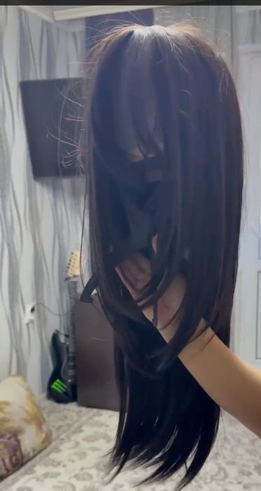 Продам парики, шиньоны, макушки