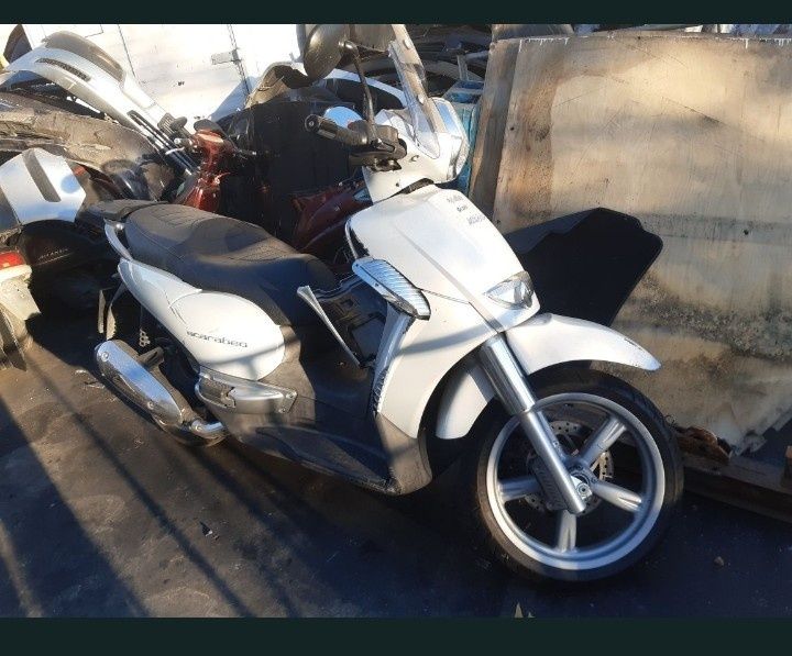 Aprilia Sport city,Leonardo, Atlantic,Scarabeo(Спорт Сити 125-300  Леонардо 150,200 Атлантик 125-500,Скарабео 500-50)-на части