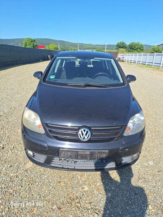 Dezmembrez VW Golf 5Plus 2.0 tdi BMM cod culoare LC9Z