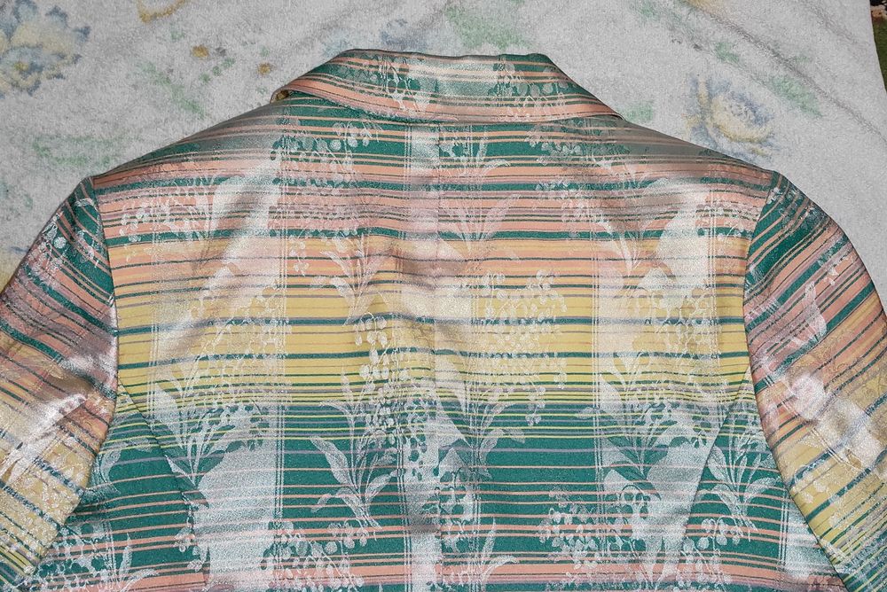 Изумительный женский пиджак - НОВЫЙ!