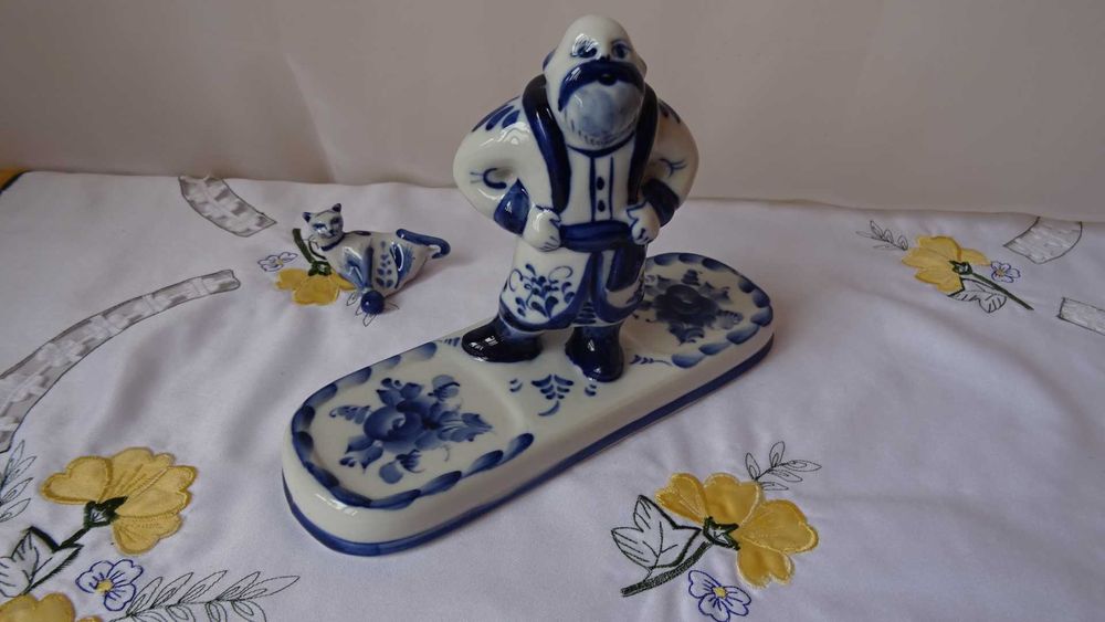 Гжелска рисувана фигура, Русия, СССР, винтидж