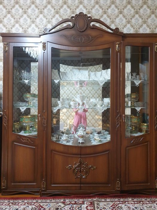 Стенка для гостевой