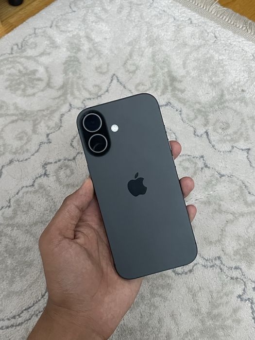 Телефон iPhone 17 256gb