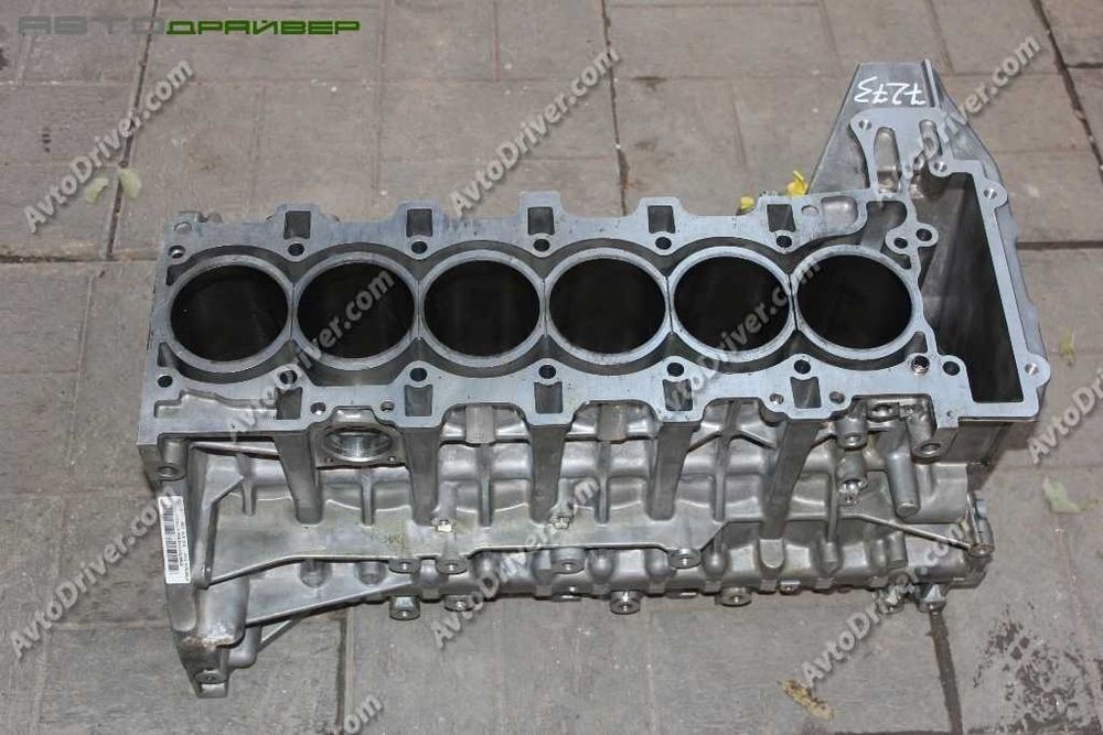 Ввертыши в блок Камри свеча