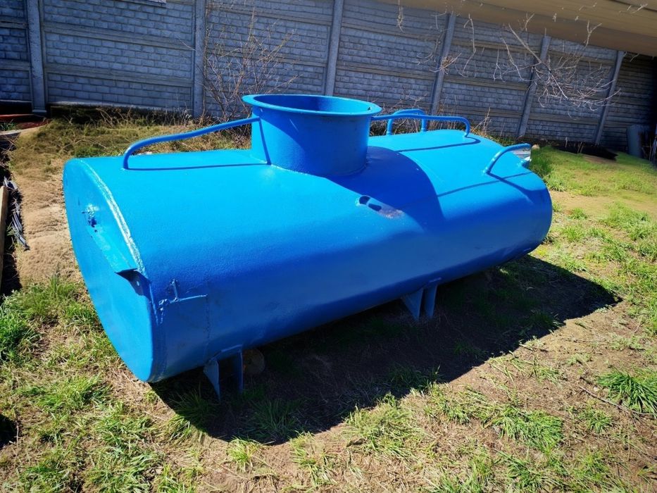 Продаётся ёмкость (цистерна)