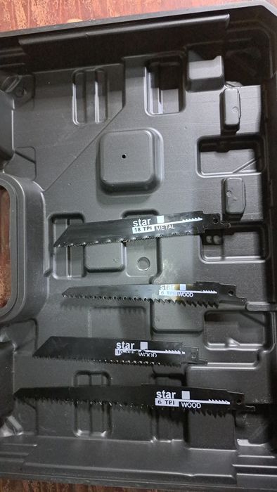 Fierastrau pe acumulator.