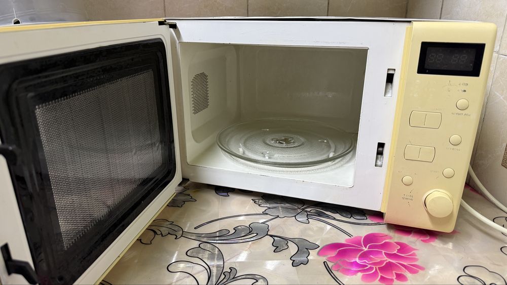 Микроволновка BEKO