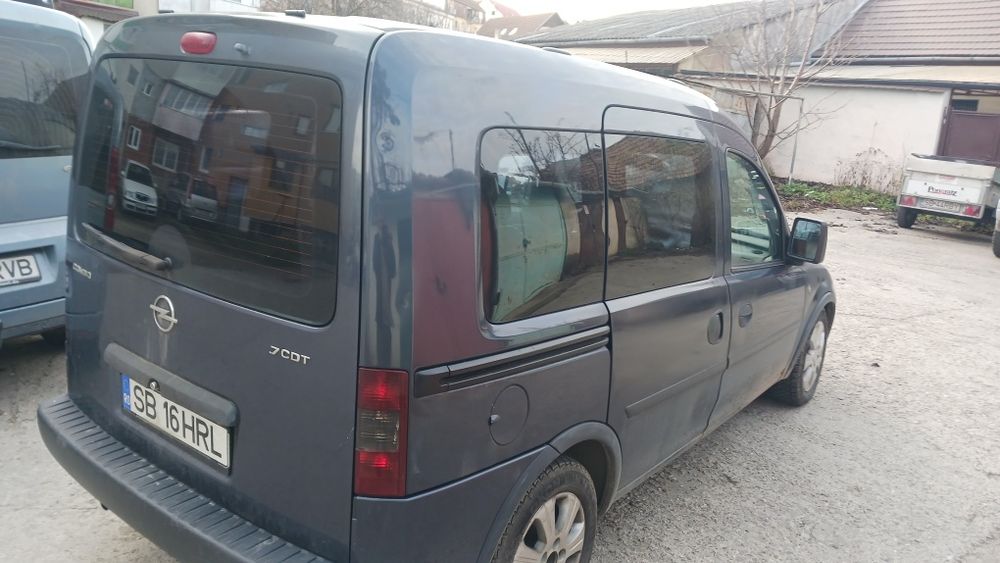 Opel combo  tour 2008