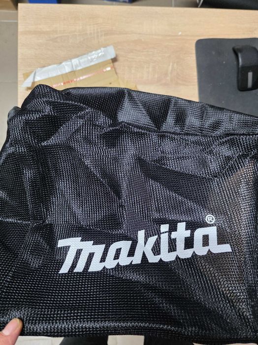 Makita UV3200 cos colector masina de tuns iarba 30L