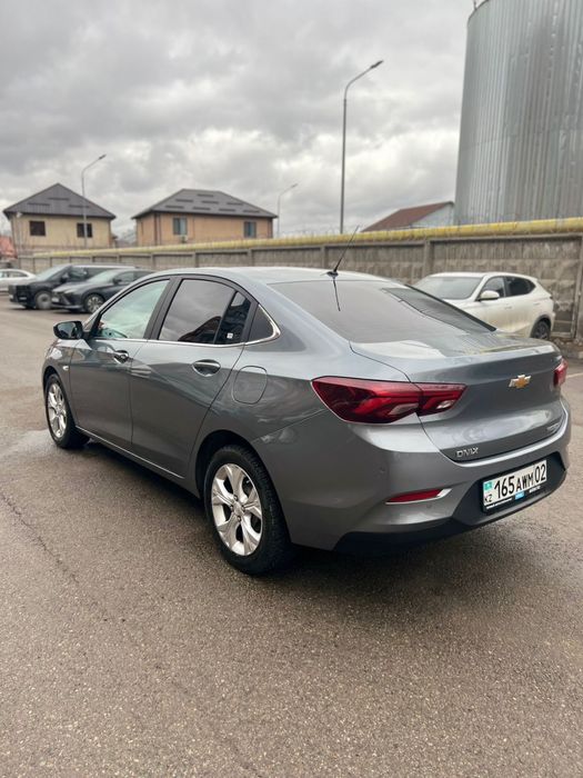 Продам шевроле оникс 2023 года