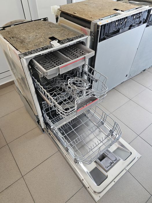 Съдомиялна за частично вграждане 45 см  BOSCH serie 4
