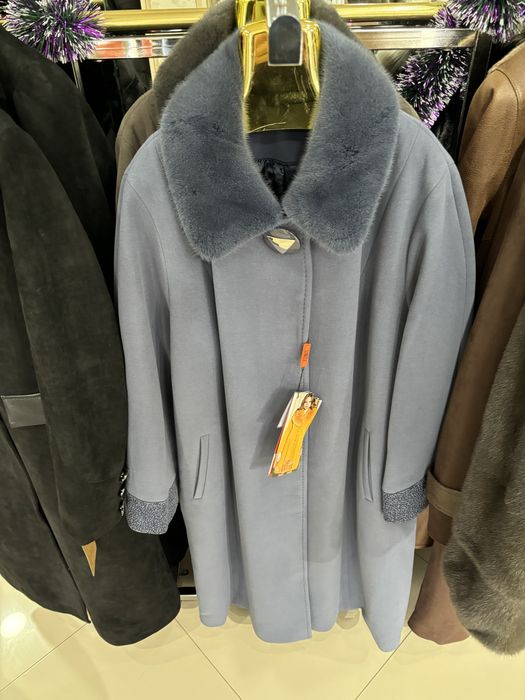 Продаю пальто !!