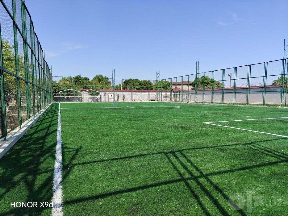 Sun'iy gazon — futbol maydonlari, hovli va bolalar maydonchalari uchun