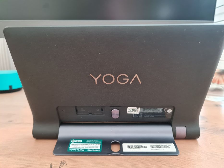 Lenovo YOGA Tab 3