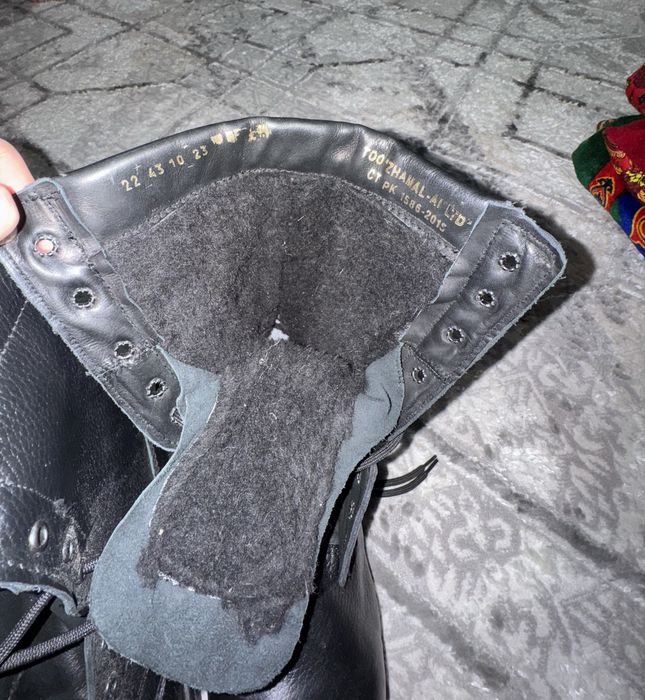 Продается берцы кожанные