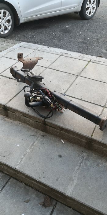 Теглич оригинален за Тойота РАВ 4