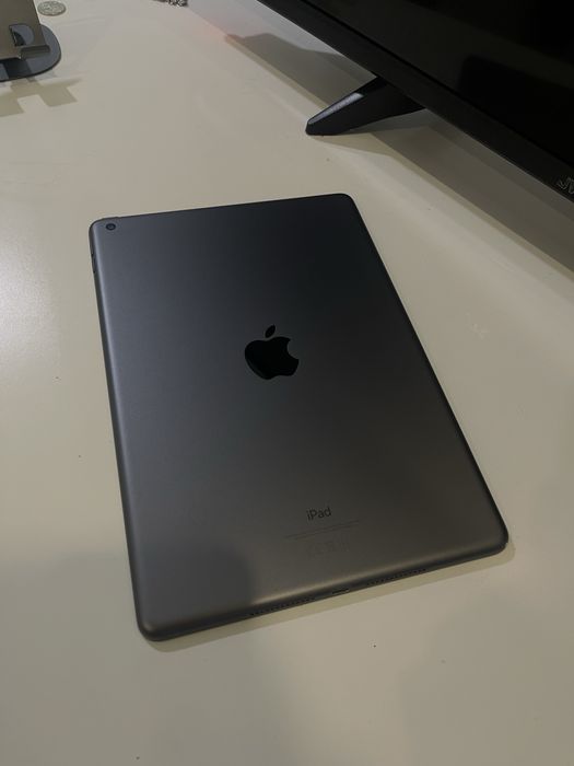 Ipad (9th Generation) Wi-Fi Space gray 64гб