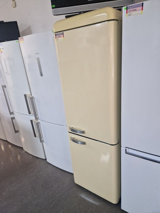 Хладилник с фризер Ретро Scan A++